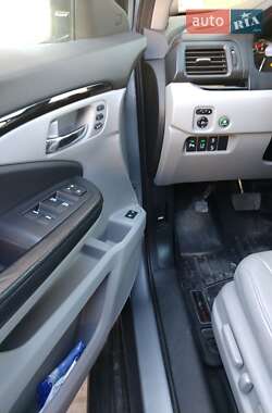 Внедорожник / Кроссовер Honda Pilot 2017 в 