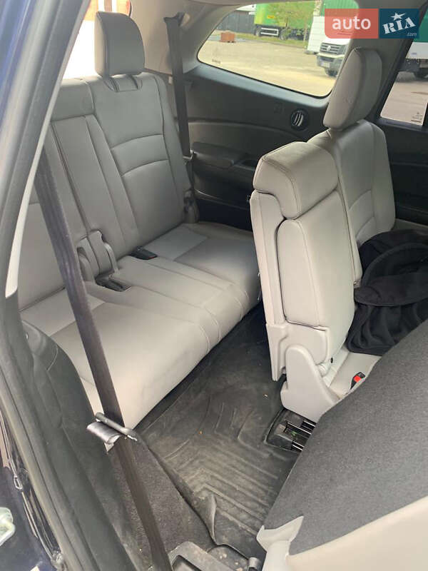 Внедорожник / Кроссовер Honda Pilot 2016 в Киеве