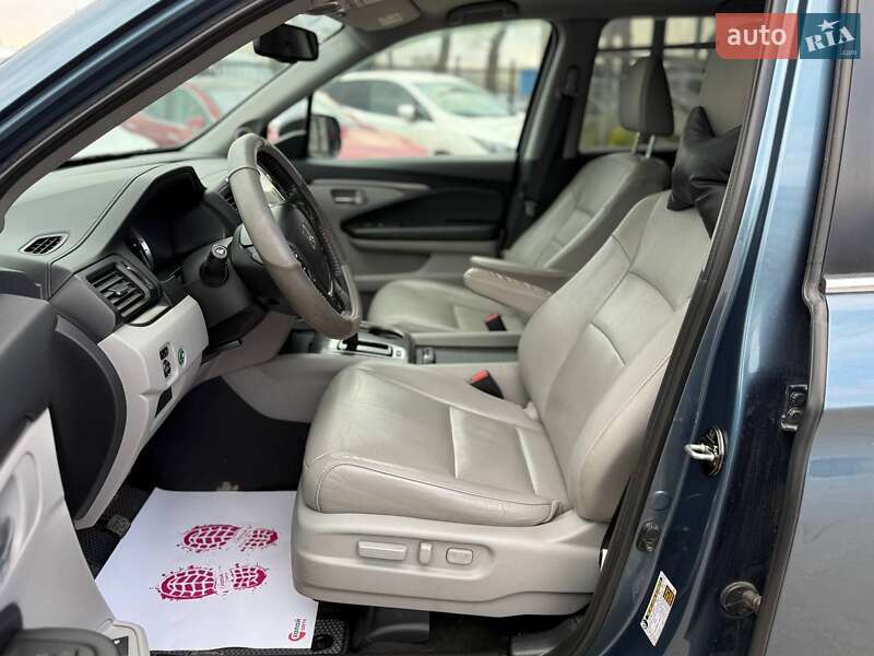 Внедорожник / Кроссовер Honda Pilot 2017 в Киеве