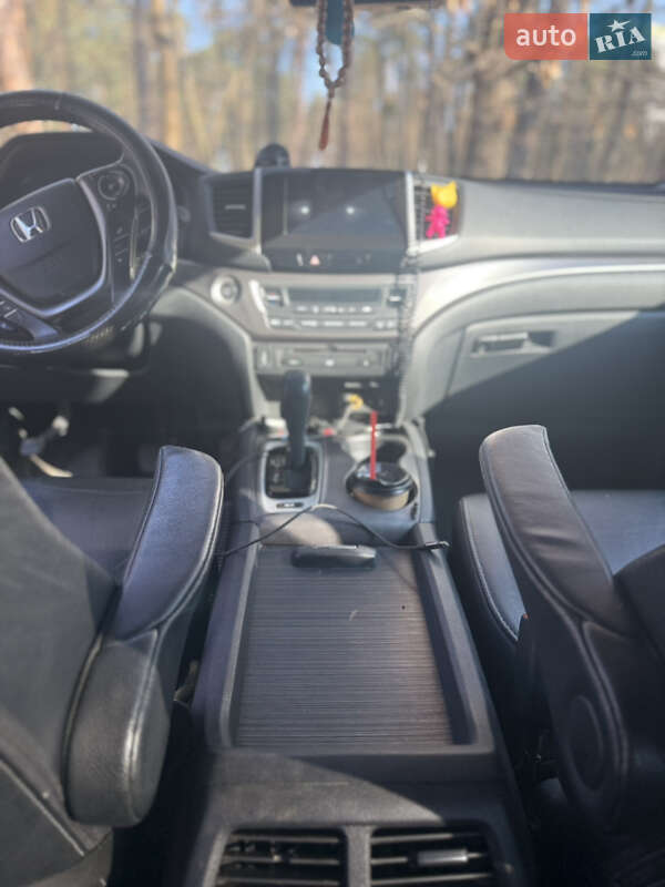 Внедорожник / Кроссовер Honda Pilot 2017 в Киеве