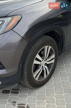 Внедорожник / Кроссовер Honda Pilot 2015 в 