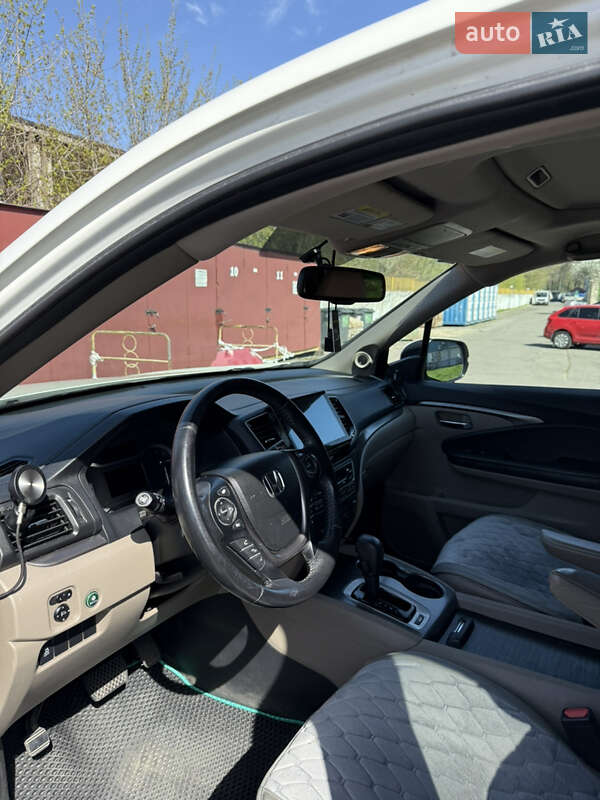Внедорожник / Кроссовер Honda Pilot 2016 в Ирпене фото 10 Внедорожник / Кроссовер Honda Pilot 2016 в Ирпене