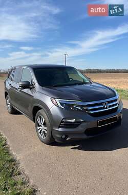 Внедорожник / Кроссовер Honda Pilot 2017 в 