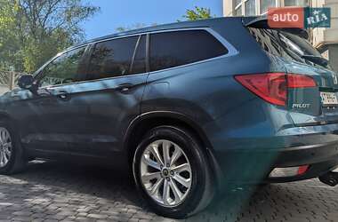 Позашляховик / Кросовер Honda Pilot 2016 в 