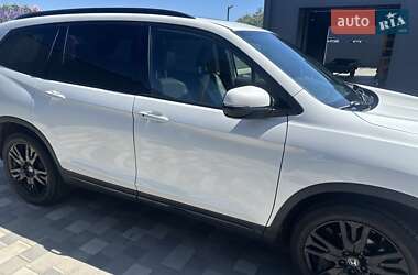 Внедорожник / Кроссовер Honda Pilot 2021 в 