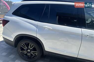 Внедорожник / Кроссовер Honda Pilot 2021 в 