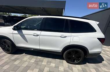 Внедорожник / Кроссовер Honda Pilot 2021 в 