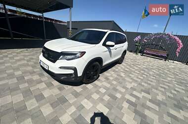 Внедорожник / Кроссовер Honda Pilot 2021 в 