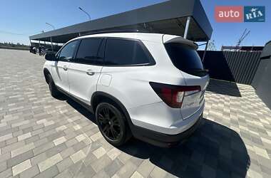 Внедорожник / Кроссовер Honda Pilot 2021 в 
