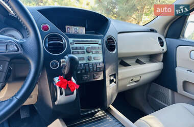 Позашляховик / Кросовер Honda Pilot 2009 в 