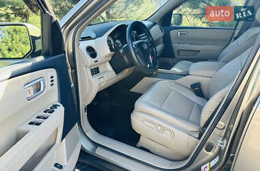 Позашляховик / Кросовер Honda Pilot 2009 в 