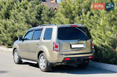 Позашляховик / Кросовер Honda Pilot 2009 в 