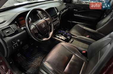 Позашляховик / Кросовер Honda Pilot 2018 в 