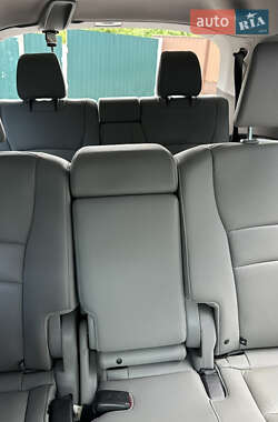 Внедорожник / Кроссовер Honda Pilot 2017 в 