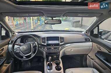 Внедорожник / Кроссовер Honda Pilot 2015 в 