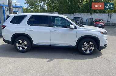 Позашляховик / Кросовер Honda Pilot 2023 в 