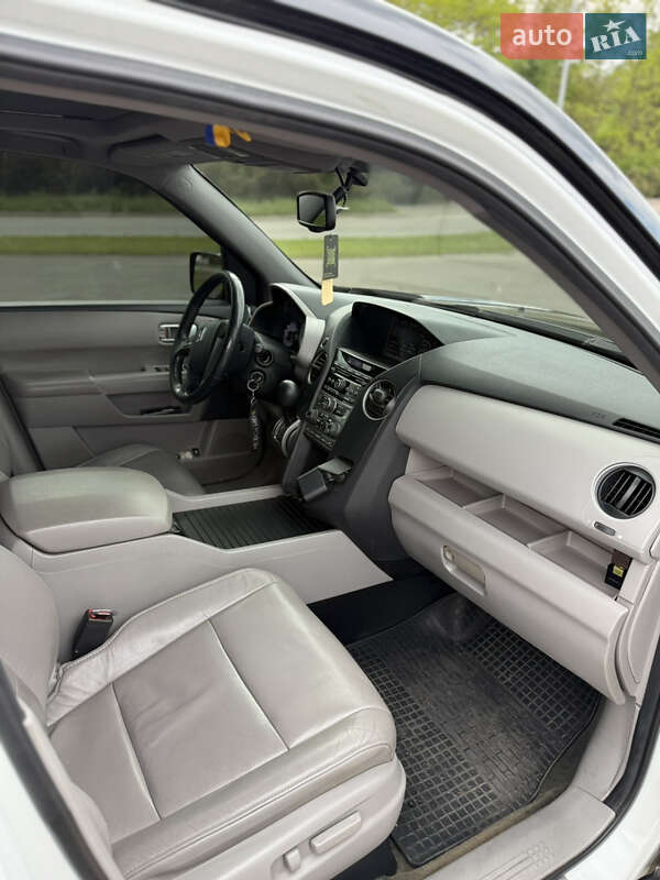 Позашляховик / Кросовер Honda Pilot 2014 в Львові