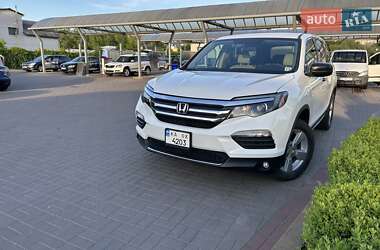Внедорожник / Кроссовер Honda Pilot 2018 в 