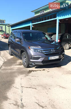 Внедорожник / Кроссовер Honda Pilot 2016 в 