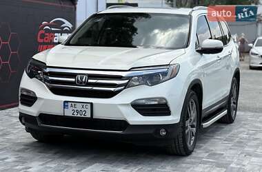 Внедорожник / Кроссовер Honda Pilot 2017 в Днепре