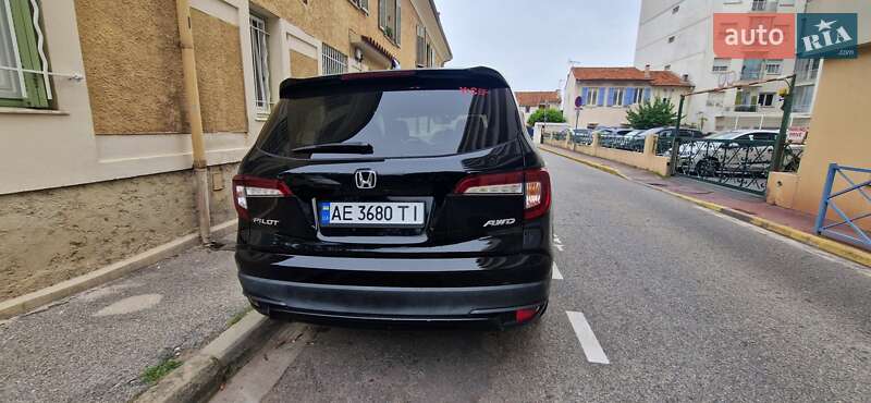 Внедорожник / Кроссовер Honda Pilot 2018 в Днепре