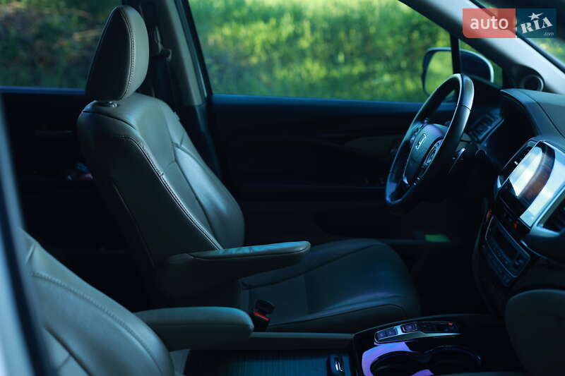 Внедорожник / Кроссовер Honda Pilot 2017 в Лубнах
