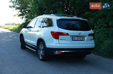 Внедорожник / Кроссовер Honda Pilot 2017 в 