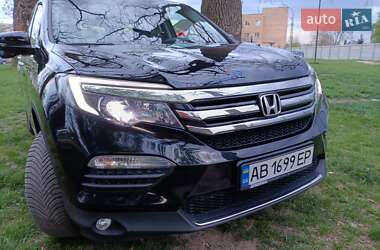 Внедорожник / Кроссовер Honda Pilot 2017 в 