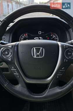 Внедорожник / Кроссовер Honda Pilot 2017 в 