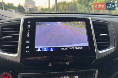 Внедорожник / Кроссовер Honda Pilot 2017 в 