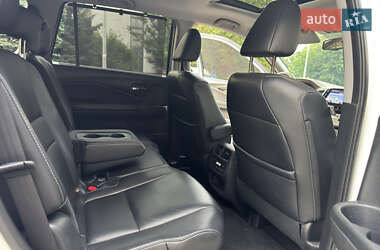 Внедорожник / Кроссовер Honda Pilot 2017 в 