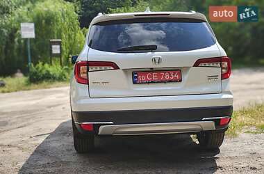 Внедорожник / Кроссовер Honda Pilot 2021 в 