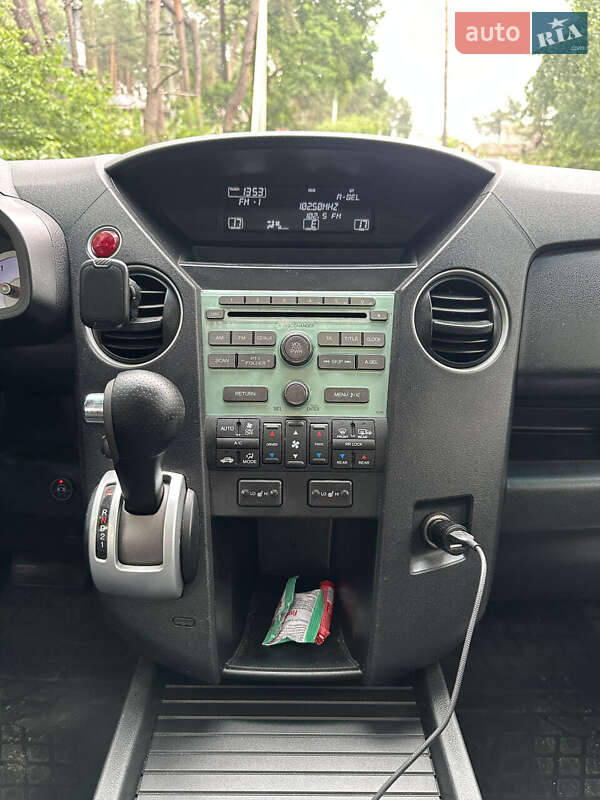 Позашляховик / Кросовер Honda Pilot 2008 в Білогородці