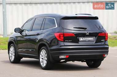 Внедорожник / Кроссовер Honda Pilot 2018 в 