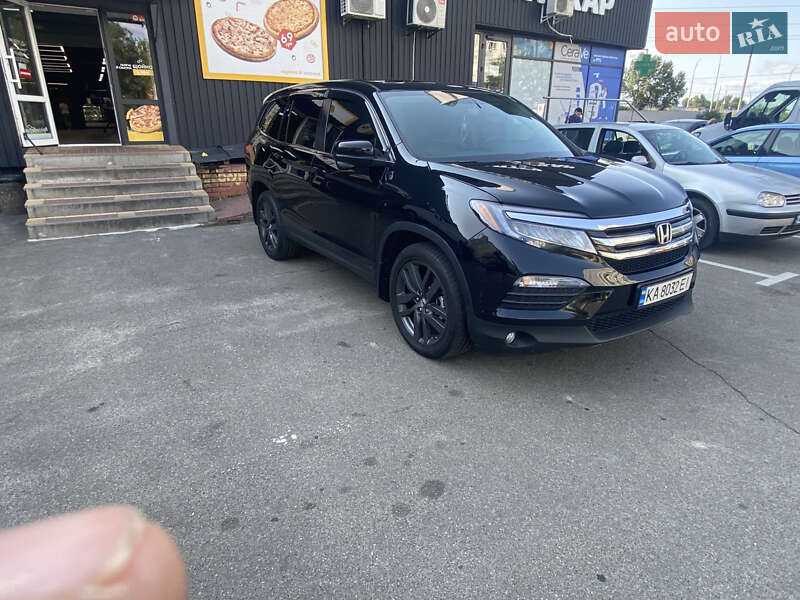 Внедорожник / Кроссовер Honda Pilot 2017 в Киеве