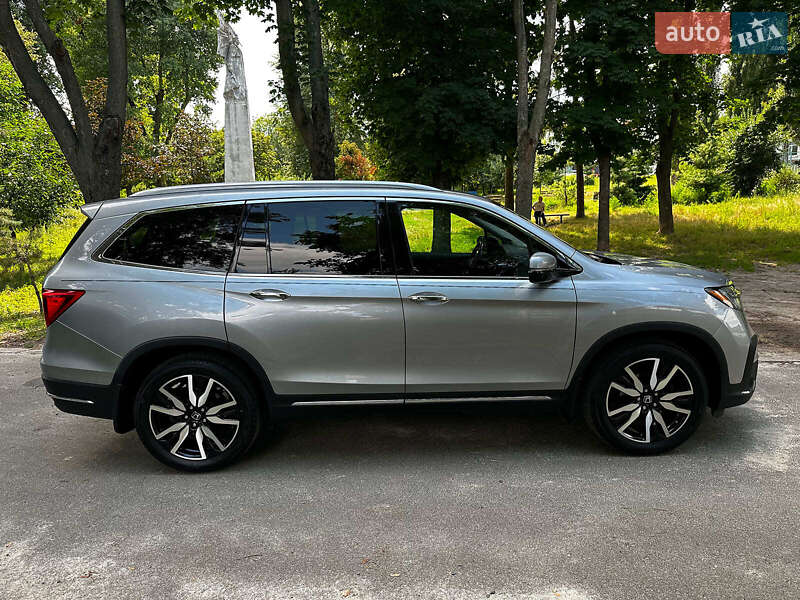 Внедорожник / Кроссовер Honda Pilot 2019 в Киеве