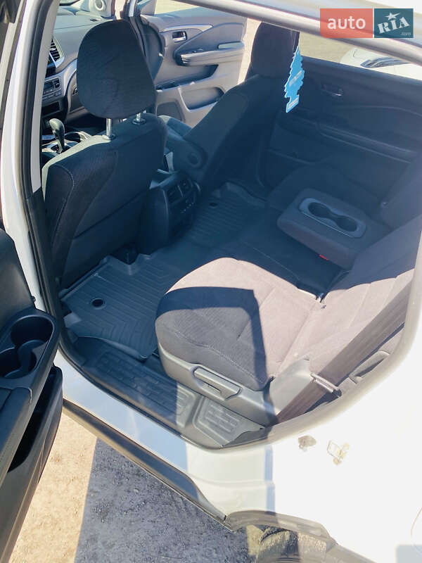 Внедорожник / Кроссовер Honda Pilot 2018 в Кременчуге