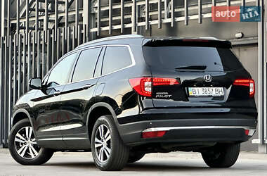Внедорожник / Кроссовер Honda Pilot 2017 в 