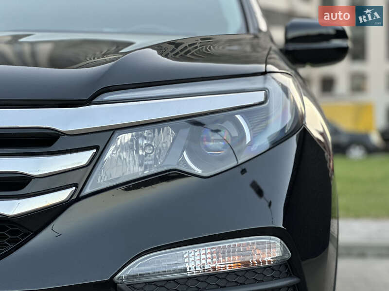 Внедорожник / Кроссовер Honda Pilot 2017 в Киеве