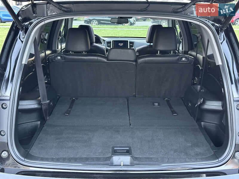 Внедорожник / Кроссовер Honda Pilot 2017 в Киеве