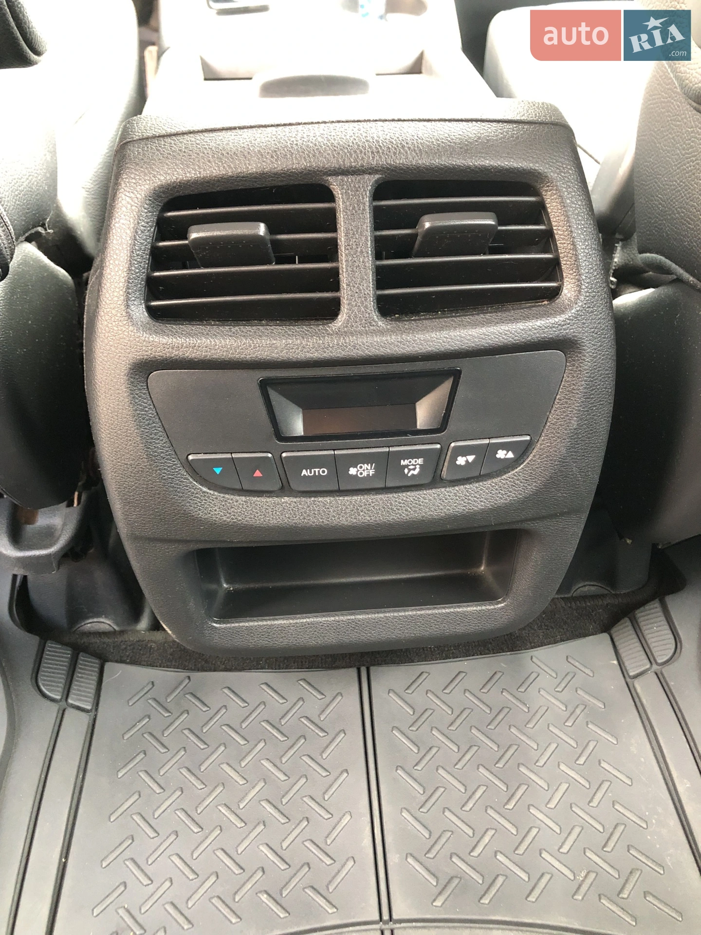 2017 Honda Pilot - мініатюра 18