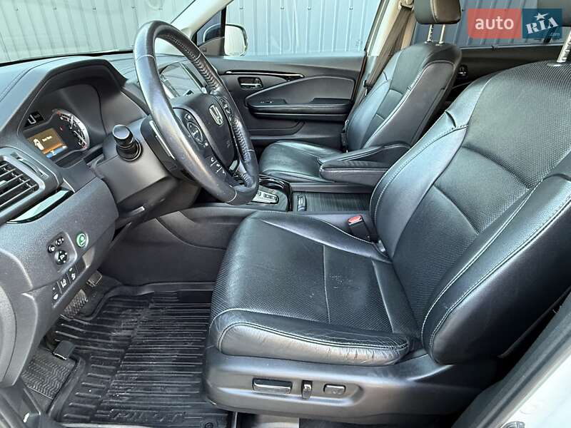 Внедорожник / Кроссовер Honda Pilot 2017 в Киеве фото 46 Внедорожник / Кроссовер Honda Pilot 2017 в Киеве