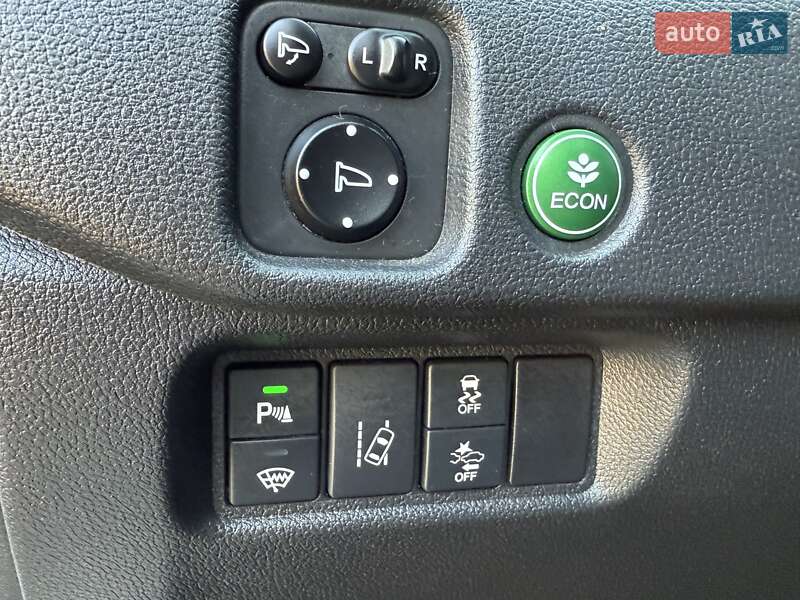 Внедорожник / Кроссовер Honda Pilot 2017 в Киеве фото 58 Внедорожник / Кроссовер Honda Pilot 2017 в Киеве