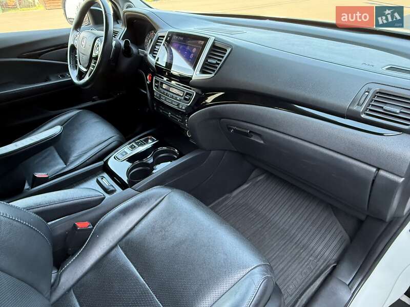 Внедорожник / Кроссовер Honda Pilot 2017 в Киеве фото 71 Внедорожник / Кроссовер Honda Pilot 2017 в Киеве