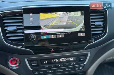 Внедорожник / Кроссовер Honda Pilot 2021 в 
