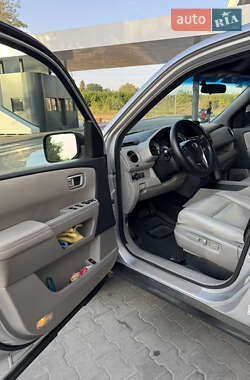 Внедорожник / Кроссовер Honda Pilot 2012 в 