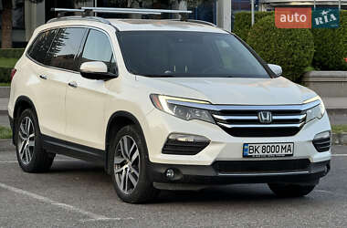 Внедорожник / Кроссовер Honda Pilot 2016 в 