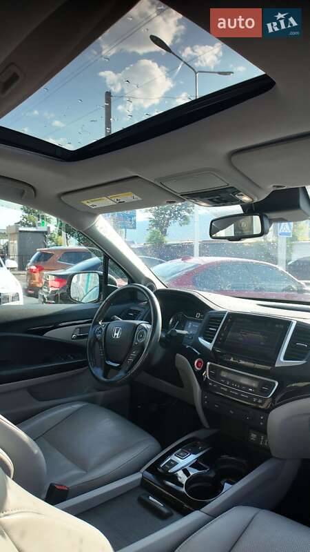 Внедорожник / Кроссовер Honda Pilot 2017 в Одессе фото 11 Внедорожник / Кроссовер Honda Pilot 2017 в Одессе