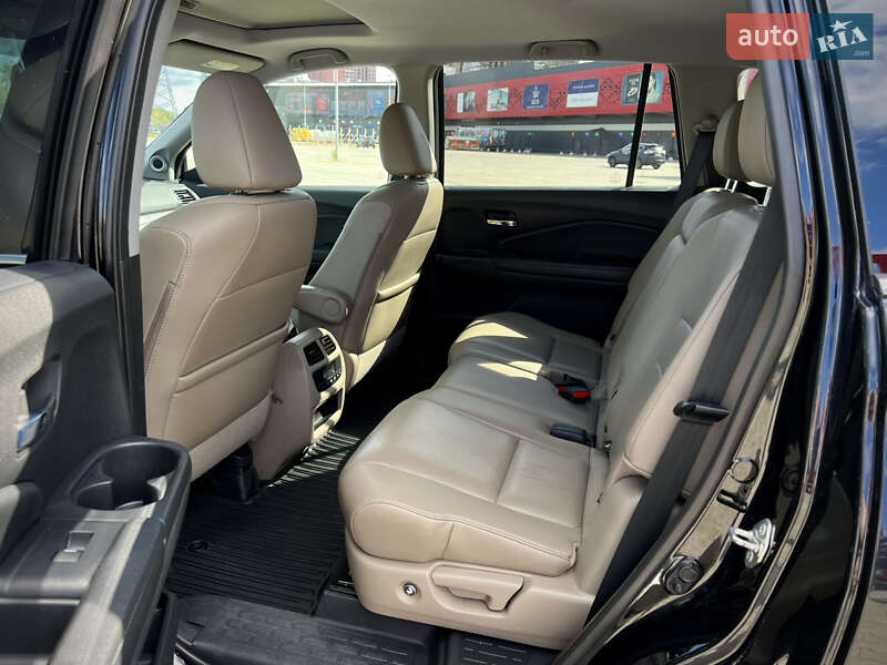 Внедорожник / Кроссовер Honda Pilot 2017 в Киеве фото 14 Внедорожник / Кроссовер Honda Pilot 2017 в Киеве