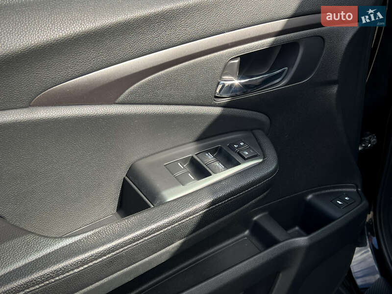 Внедорожник / Кроссовер Honda Pilot 2017 в Киеве фото 22 Внедорожник / Кроссовер Honda Pilot 2017 в Киеве